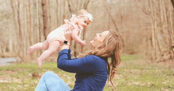 Bien élever ses filles : conseils pour tous les âges Bien élever ses filles : conseils pour tous les âges