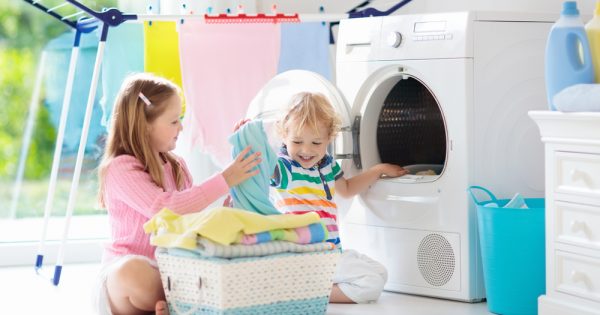 A chacun sa tâche : les tâches ménagères réparties par âge A chacun sa tâche : les tâches ménagères réparties par âge