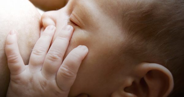 Hypogalactie : quand le lait manque vraiment