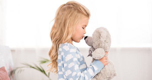 Les enfants qui se parlent à eux-mêmes pendant le jeu : tous les avantages Les enfants qui se parlent à eux-mêmes pendant le jeu : tous les avantages