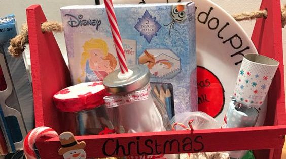 La magie du réveillon de Noël : préparons ensemble une boîte de réveillon de Noël La magie du réveillon de Noël : préparons ensemble une boîte de réveillon de Noël