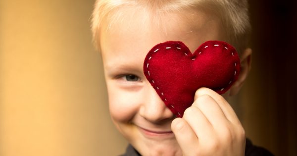 Apprendre la gentillesse aux enfants par le jeu Apprendre la gentillesse aux enfants par le jeu