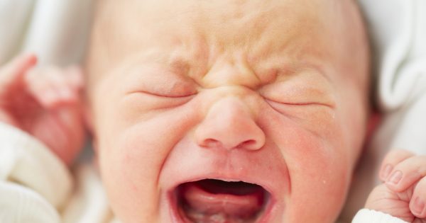 Le bébé ne se calme pas ? Essayez la méthode des 5 S.