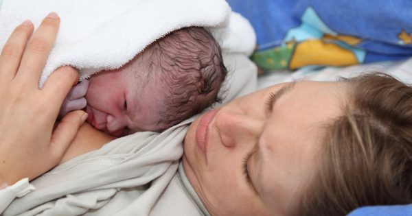 Les émotions de la naissance : que ressent mon enfant ?