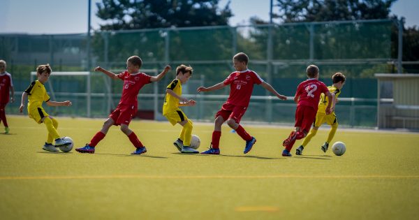 Les enfants qui font du sport sont plus heureux : l’étude Les enfants qui font du sport sont plus heureux : l'étude