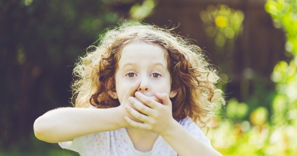 Les mensonges des enfants : comment ils évoluent avec l’âge Les mensonges des enfants : comment ils évoluent avec l'âge