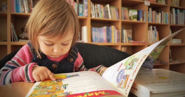 Redécouvrir les bibliothèques pour entretenir l'imagination des enfants