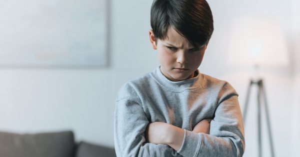 Enfants sensibles : comment les aider à faire face aux situations