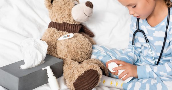 Le jeu d'imitation : à quel âge et pourquoi est-il important ?