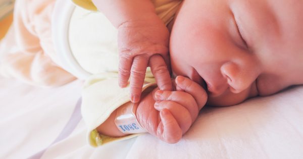 Les nouveau-nés et le choix des prénoms, les noms de villes sont à la mode aux États-Unis : Florence en première place