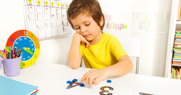 Les troubles spécifiques de l’apprentissage : ce qu’ils sont et comment ils se manifestent Les troubles spécifiques de l'apprentissage : ce qu'ils sont et comment ils se manifestent