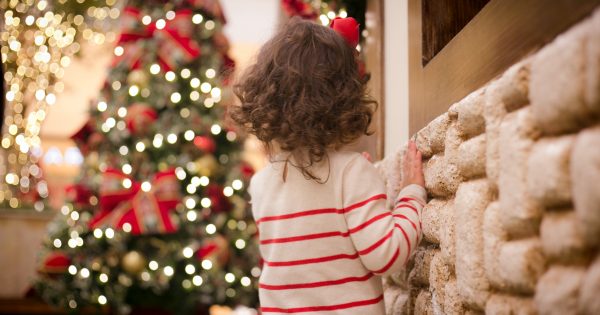 Aider nos enfants à ne pas être avides de cadeaux
