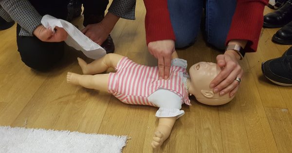 Sécurité des enfants : démantèlement pédiatrique et conseils pour un sommeil en toute sécurité Sécurité des enfants : démantèlement pédiatrique et conseils pour un sommeil en toute sécurité