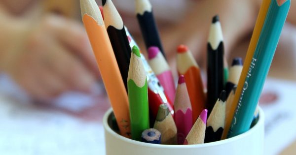 Crayons de couleur toxiques pour enfants : de nombreuses marques mises en cause
