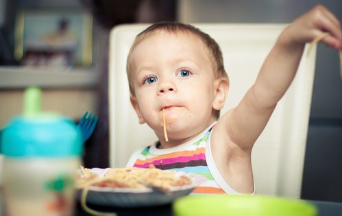 Les cas d'étouffement d'enfants sont en hausse en Italie : voici les aliments les plus dangereux