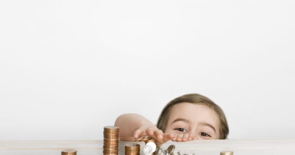 Argent de poche pour les enfants : oui ou non ?