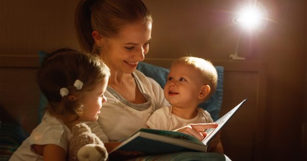 Comment éduquer les enfants au sommeil avec le rituel du coucher