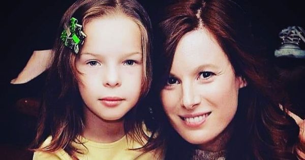 Sarah Maestri, mère adoptive célibataire : l'histoire de la petite Alesia