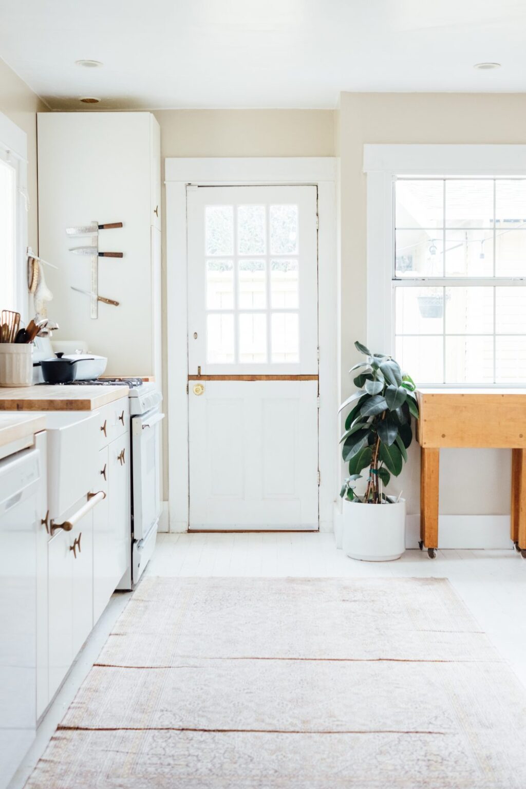 things that increase your risk of burglary