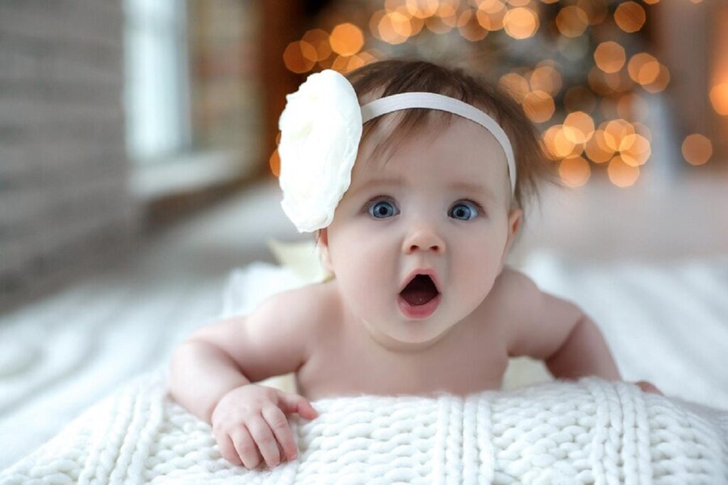 Mettre un bandeau sur la tête d'un enfant : bonne ou mauvaise idée ?