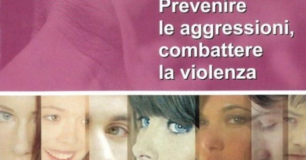 Pas de sourires provocants ni de vêtements légers : controverse autour d'un pamphlet anti-viol dans une commune du Frioul