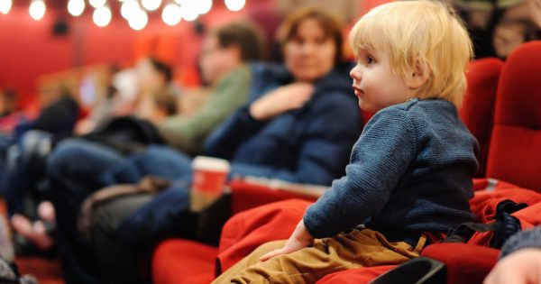Sirop de théâtre" : les pédiatres d'Émilie-Romagne prescrivent des représentations théâtrales