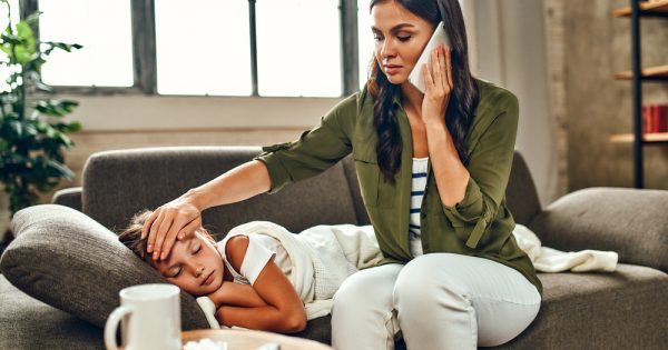 Quand l'enfant doit-il être emmené aux urgences ?