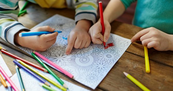 Des mandalas à colorier pour calmer les enfants