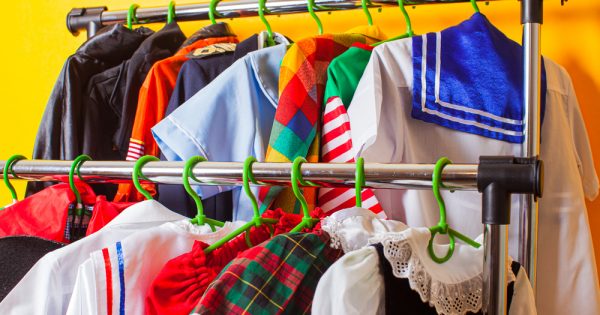 Attention aux déguisements de carnaval : risques de toxicité et d’étouffement Attention aux déguisements de carnaval : risques de toxicité et d'étouffement