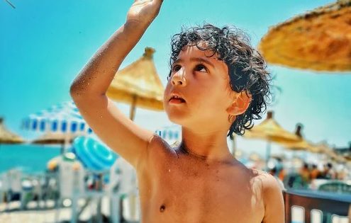 La transpiration chez les enfants : quelques conseils pour la calmer