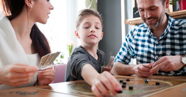 Laisser les enfants gagner : pourquoi il vaut mieux ne pas le faire Laisser les enfants gagner : pourquoi il vaut mieux ne pas le faire