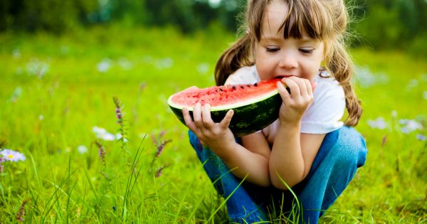 Les enfants manquent d'appétit en été : que faire ?