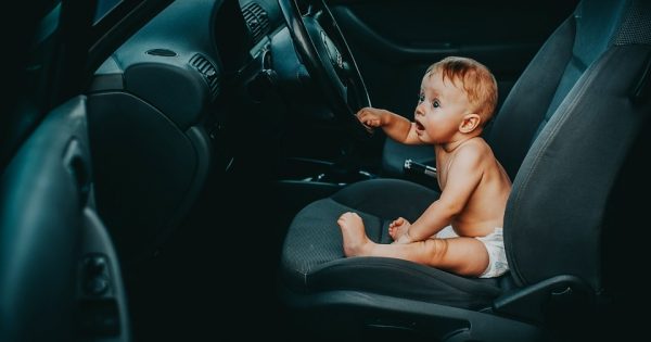 Sécurité automobile pour nos enfants : le siège auto n’est pas un accessoire facultatif Sécurité automobile pour nos enfants : le siège auto n'est pas un accessoire facultatif