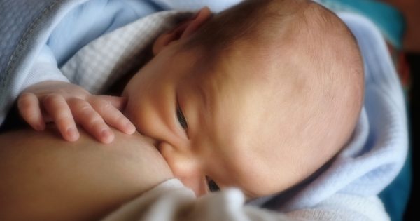 Vaincre les fissures et allaiter sans douleur