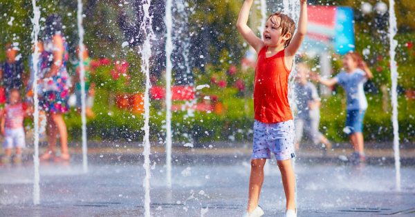 Vagues de chaleur et coups de chaleur : les enfants parmi les plus vulnérables Vagues de chaleur et coups de chaleur : les enfants parmi les plus vulnérables
