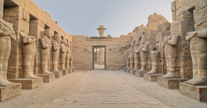 Temple de Karnak attractions touristiques en Egypte