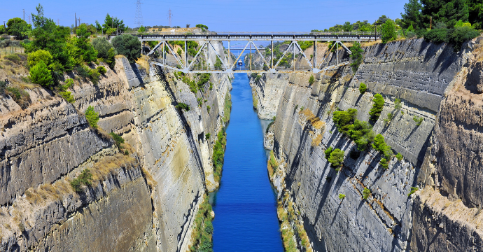 Canal de Corinthe