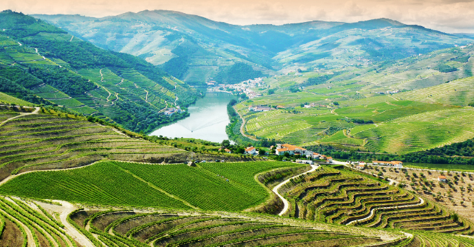 Vallée du Douro - les meilleures destinations vinicoles au monde