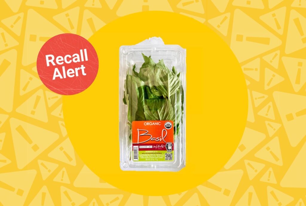 Le basilic vendu chez Trader Joe’s est rappelé en raison d’un risque de salmonelle Le basilic vendu chez Trader Joe's est rappelé en raison d'un risque de salmonelle