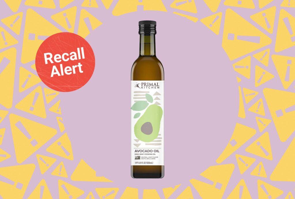 Plus de 12 000 bouteilles d’huile d’avocat de Primal Kitchen rappelées dans tout le pays en raison d’un problème d’emballage en verre Plus de 12 000 bouteilles d'huile d'avocat de Primal Kitchen rappelées dans tout le pays en raison d'un problème d'emballage en verre