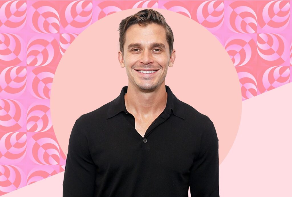 Antoni Porowski vient de partager sa recette de cocktail à la fraise et au jalapeño, et nous en ferons tout l'été.