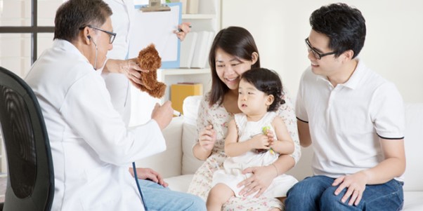 doctor vaccinating a child