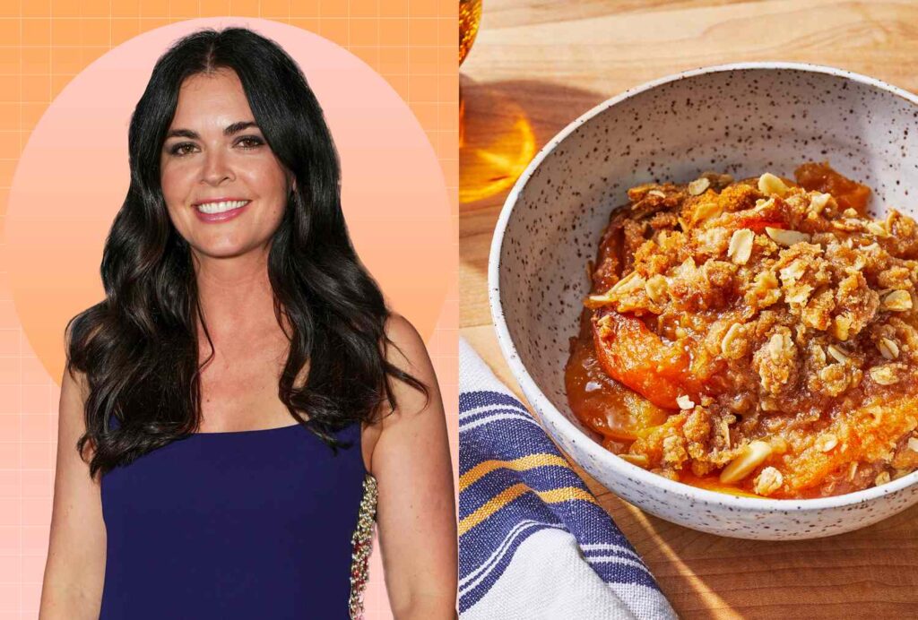 Croustillant aux pêches à faible teneur en sucre ajouté de Katie Lee Biegel