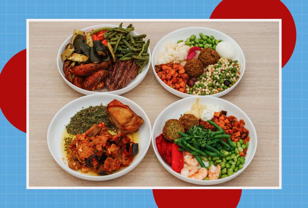 Les athlètes mangent leurs repas dans des bols de pâtes au village olympique, et vous pouvez vous procurer des sosies à partir de 6 dollars l'unité