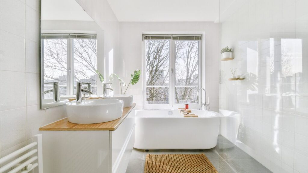 9 idées que vous voudrez inclure lors de la rénovation de votre salle de bain 9 ideas que querrás incluir al reformar tu baño