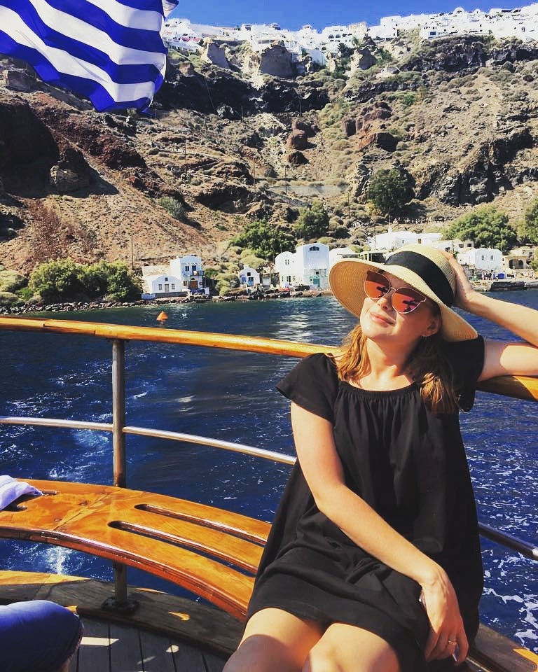 Santorin, couchers de soleil et amitié : L'évasion grecque parfaite