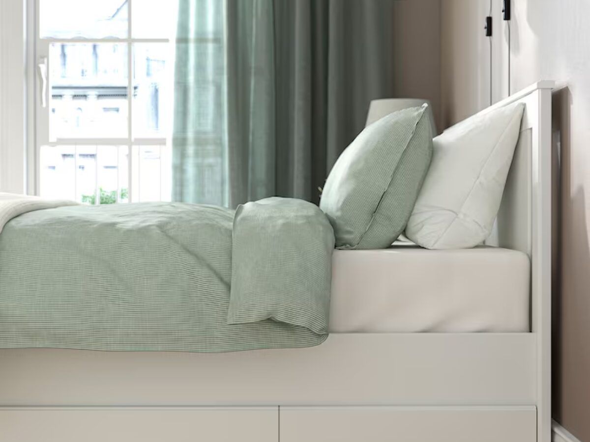 Cadre de lit IKEA