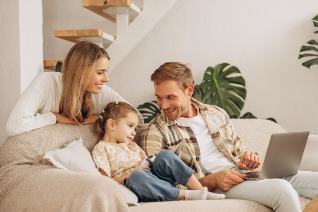 Comment améliorer la sécurité d'Internet avec les enfants à la maison? ¿Cómo mejorar la seguridad en Internet con niños en casa?
