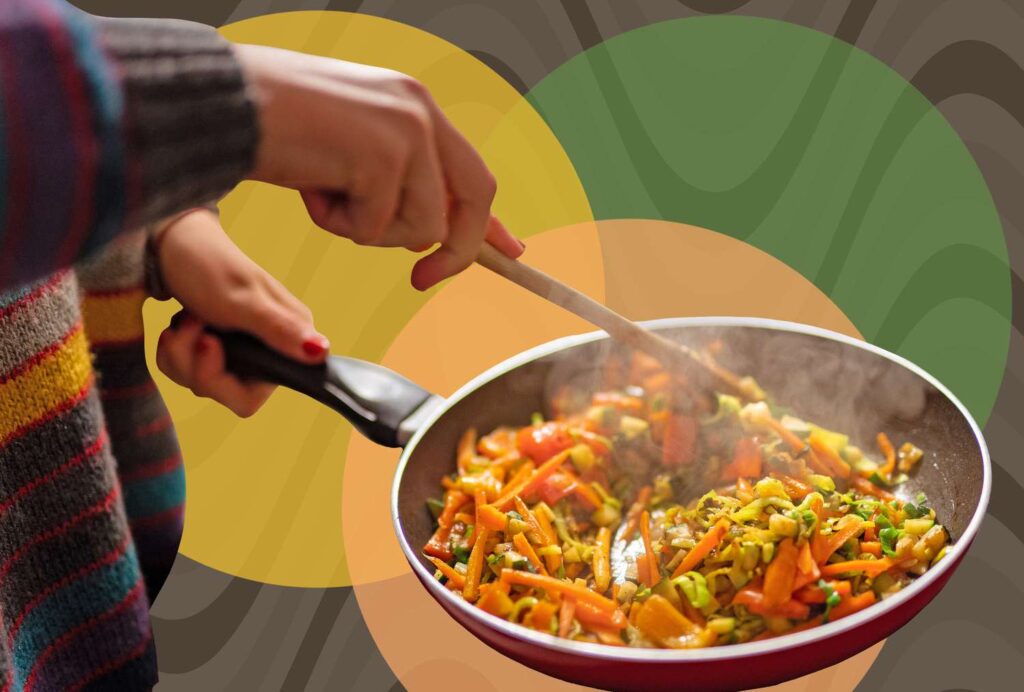 Ces bols de sautés en 10 minutes n'utilisent que 3 ingrédients de Trader Joe's et je ne peux pas m'empêcher d'en faire.