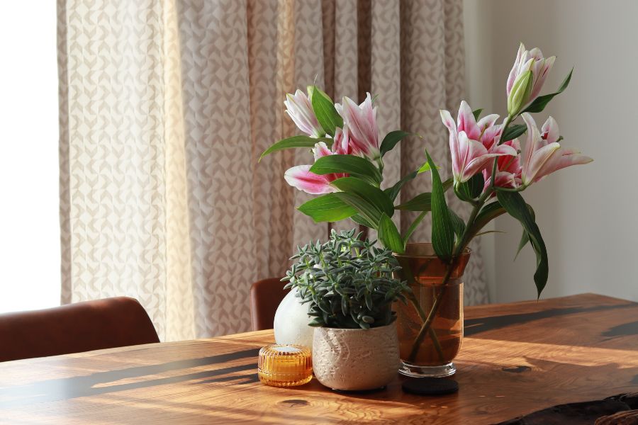 Décorer avec la fleur de la saison printanière